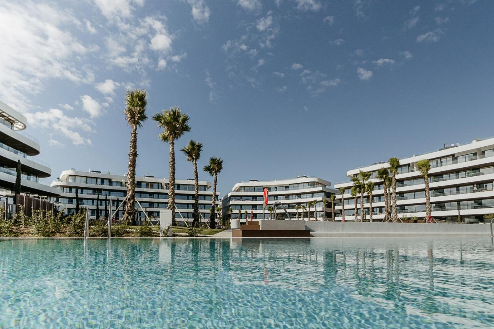 Apartamento Vivi Homes - Sunset Pool, Sauna, Gym & Torremolinos