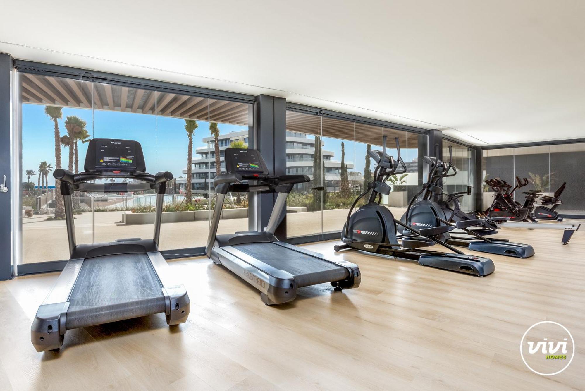 Vivi Homes - Sunset Pool, Sauna, Gym & Apartment Torremolinos